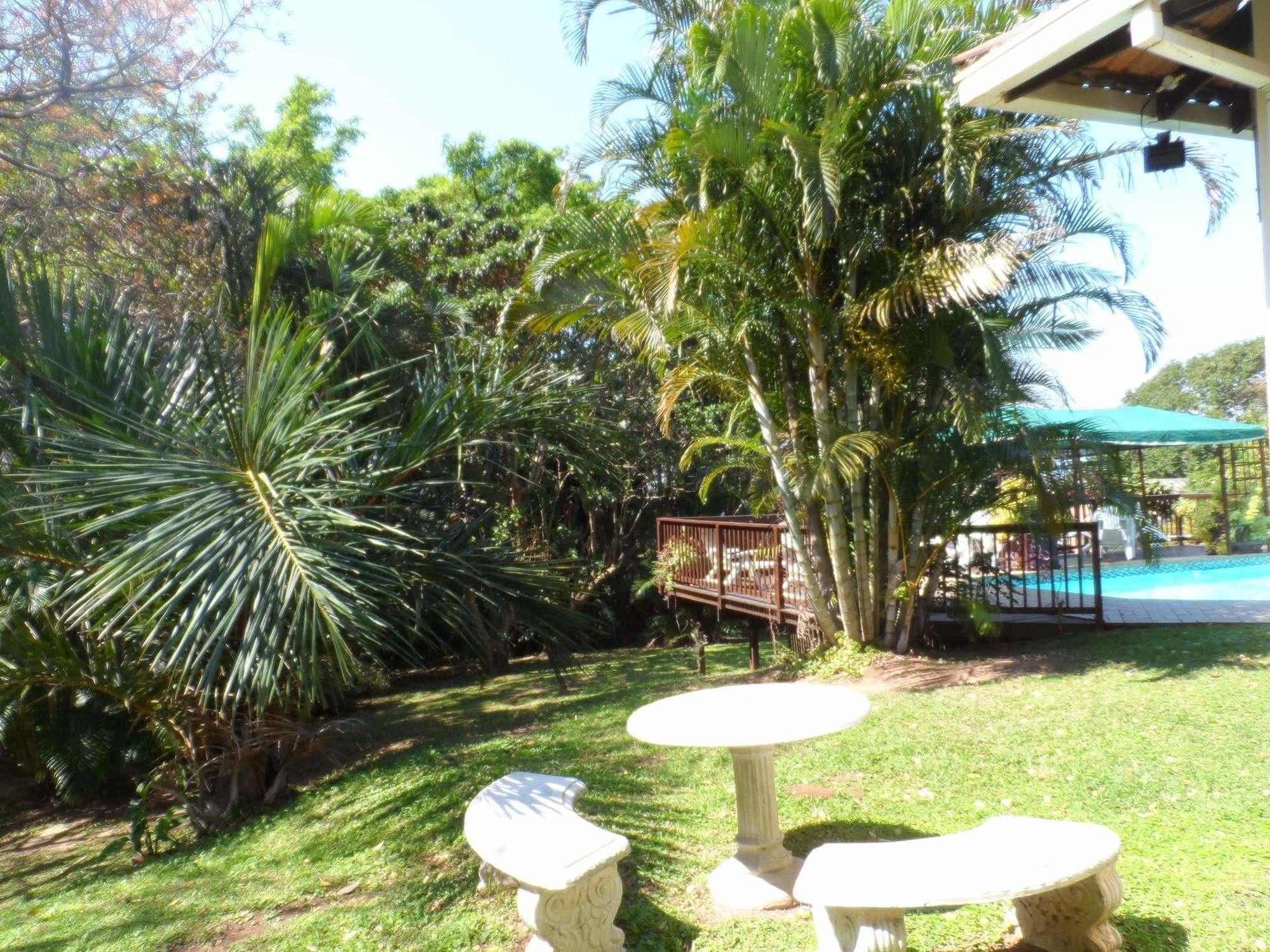 Mdoni House Guest Lodge Port Shepstone Exterior photo