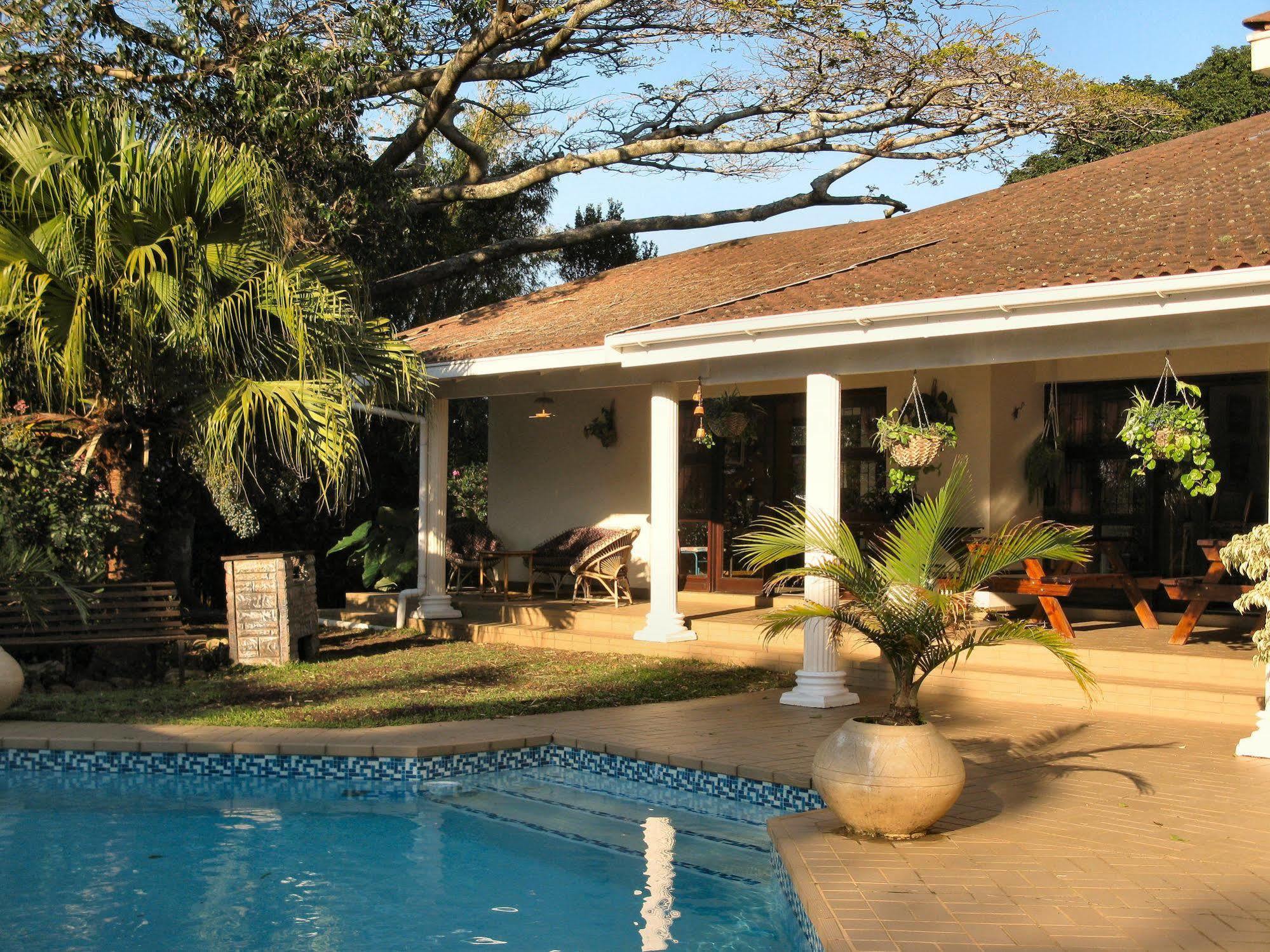 Mdoni House Guest Lodge Port Shepstone Exterior photo